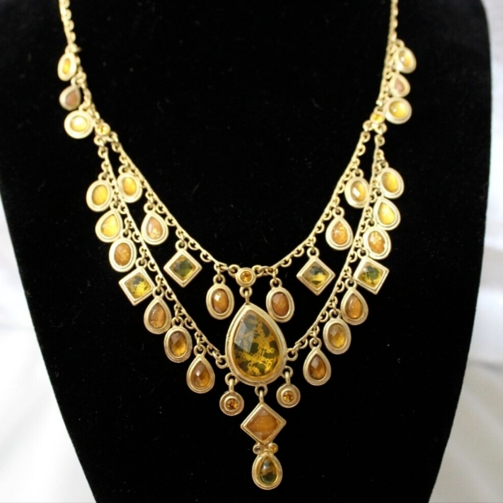 Vida Jewels Vintage Necklace